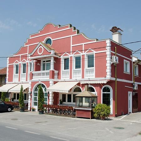 Hotel Drumski Raj Svilajnac Exterior foto
